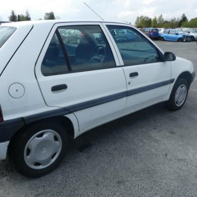 Serrure arriere droit CITROEN SAXO Photo n°6