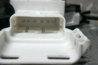 Serrure avant droit CITROEN C4 1