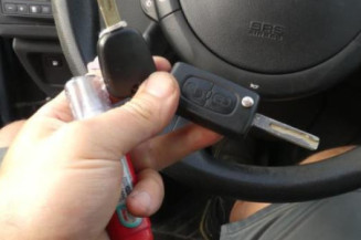 Moteur essuie glace avant gauche CITROEN C4 GRAND PICASSO 1