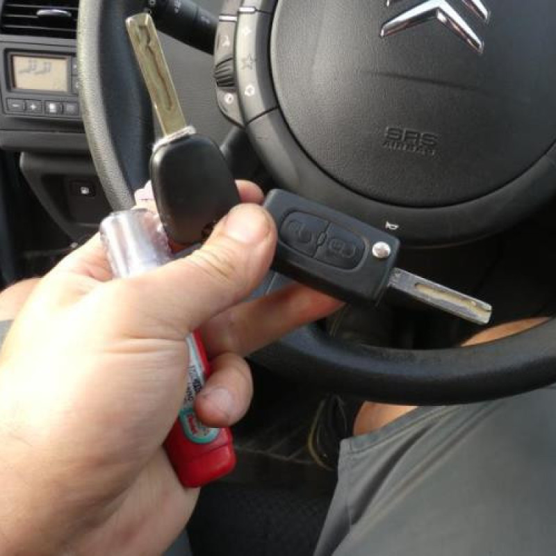 Moteur essuie glace avant gauche CITROEN C4 GRAND PICASSO 1 Photo n°13