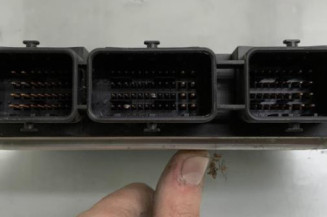 Calculateur moteur FORD FOCUS 2