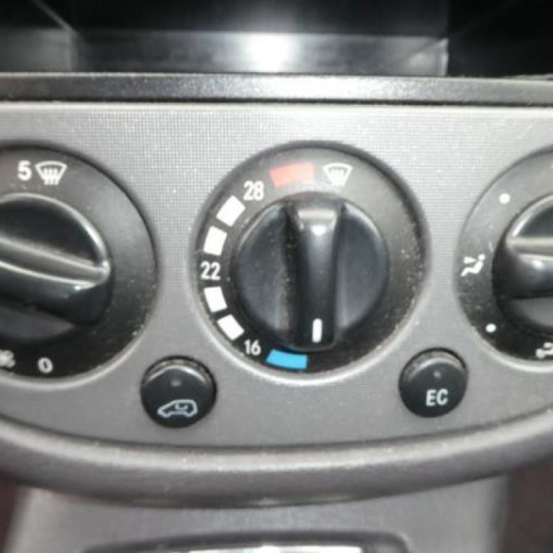 Compresseur clim MERCEDES CLASSE A 168 Photo n°9