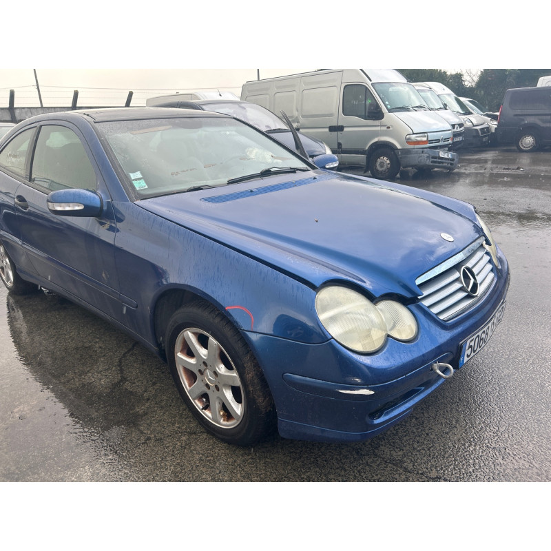 MERCEDES CLASSE C 203 COUPE SPORT PHASE 1 220 2.2 CDI - 16V TURBO Photo n°6