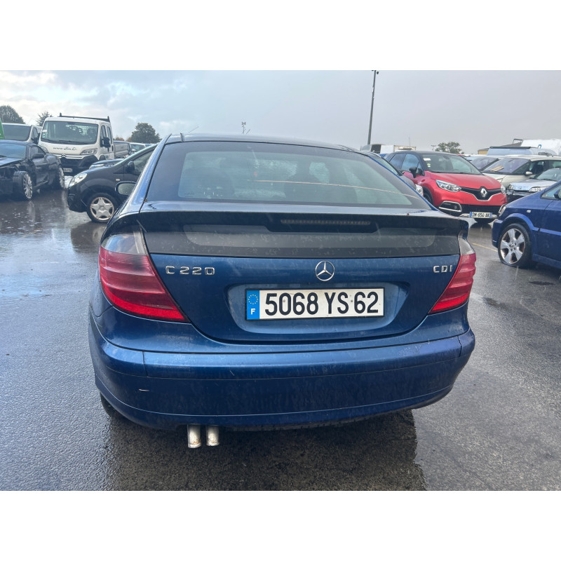 MERCEDES CLASSE C 203 COUPE SPORT PHASE 1 220 2.2 CDI - 16V TURBO Photo n°7