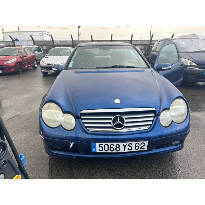 MERCEDES CLASSE C 203 COUPE SPORT PHASE 1 220 2.2 CDI - 16V TURBO Photo n°10