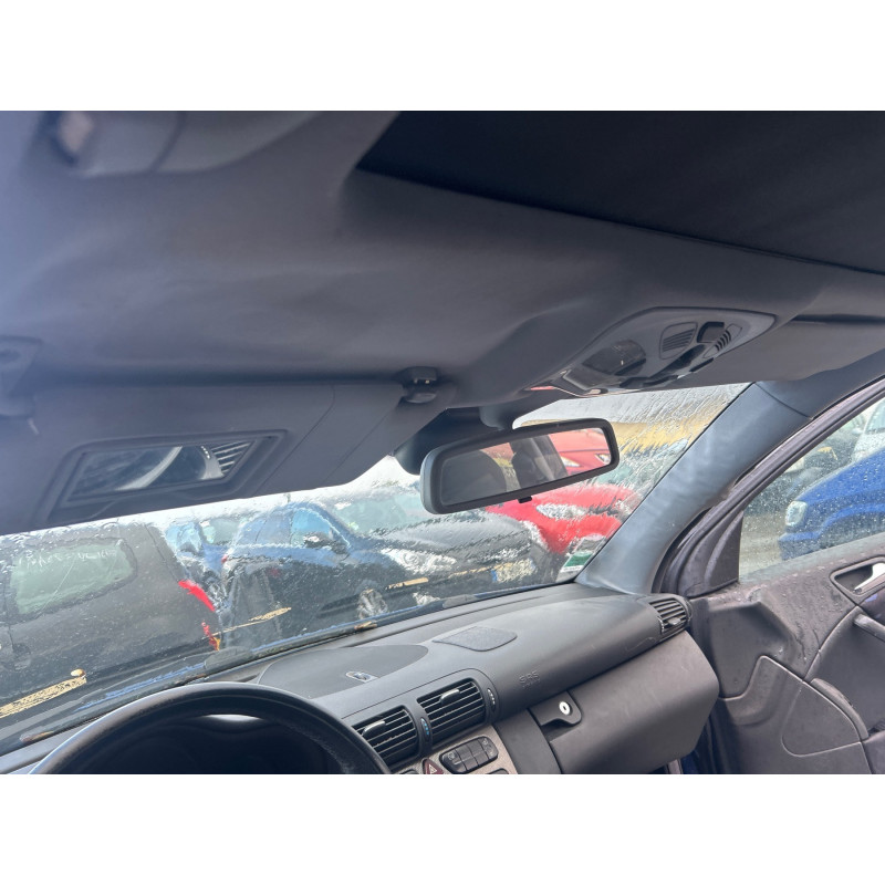 MERCEDES CLASSE C 203 COUPE SPORT PHASE 1 220 2.2 CDI - 16V TURBO Photo n°14