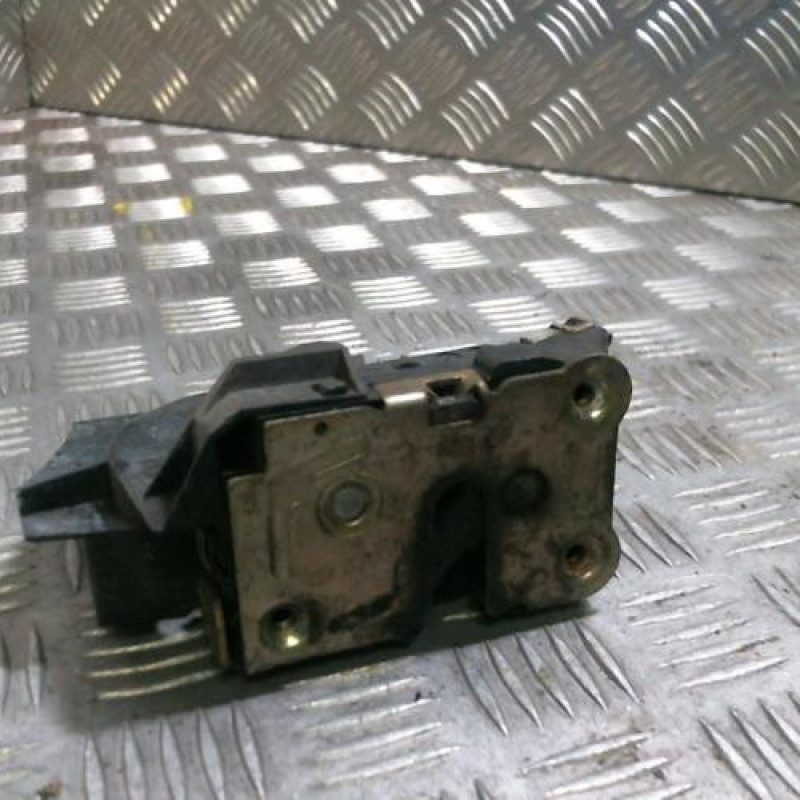Serrure avant droit RENAULT LAGUNA 1 Photo n°1