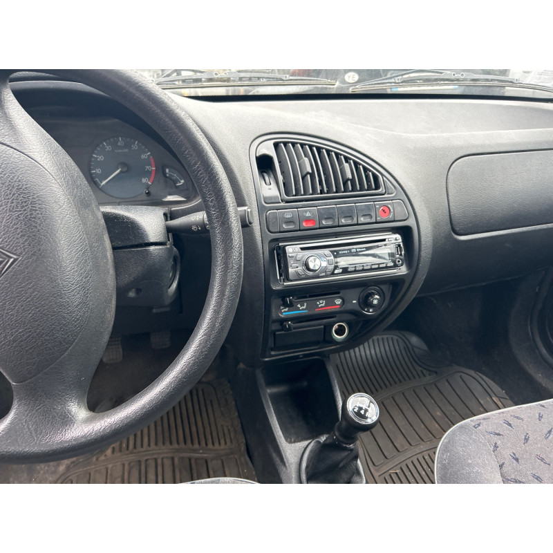 CITROEN SAXO PHASE 2 1.1i - 8V Photo n°11