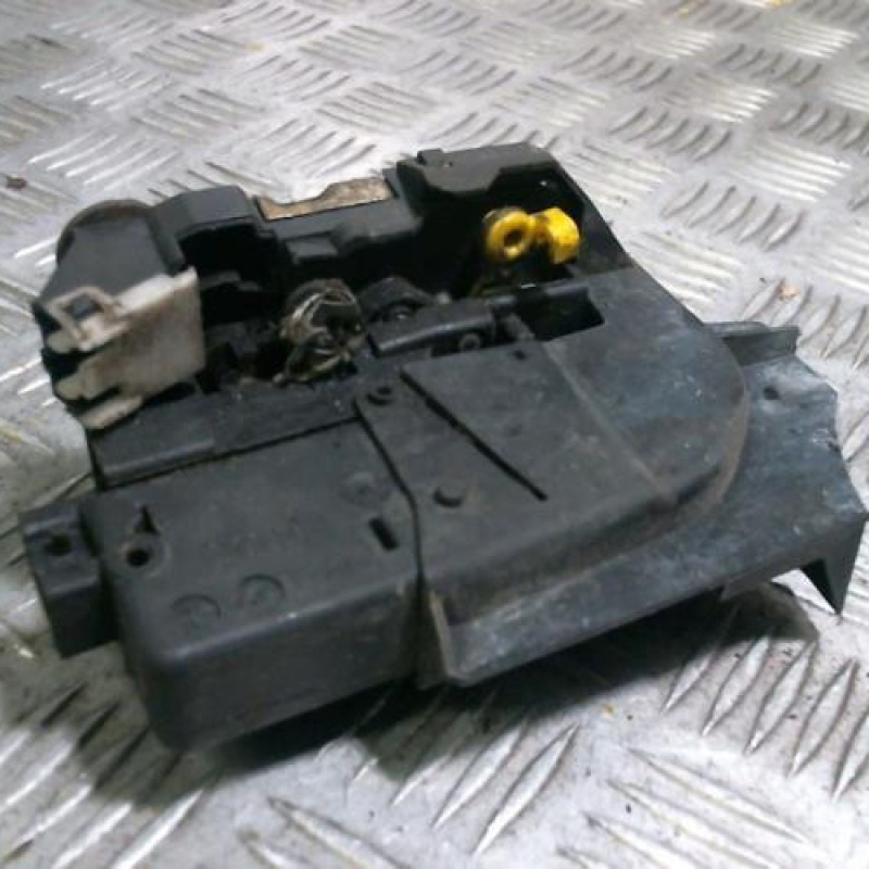 Serrure avant droit RENAULT LAGUNA 1 Photo n°3