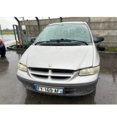 CHRYSLER VOYAGER 3 2.4i - 16V