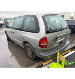 CHRYSLER VOYAGER 3 2.4i - 16V