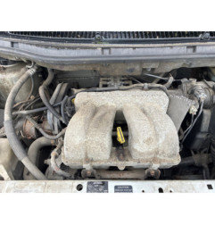 CHRYSLER VOYAGER 3 2.4i - 16V