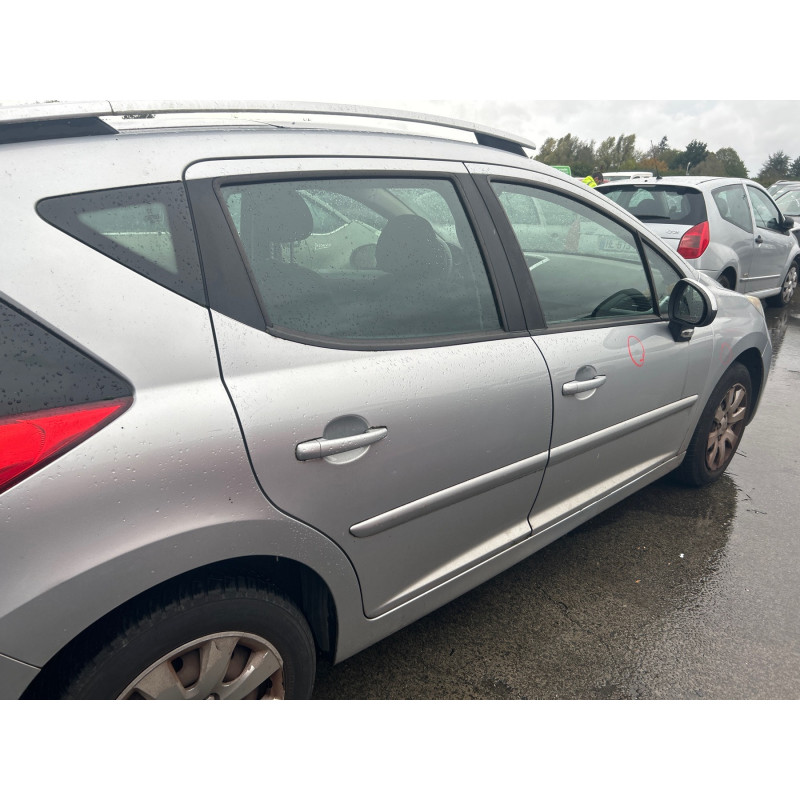 PEUGEOT 207 PHASE 1 BREAK 1.6 HDI - 16V TURBO Photo n°3
