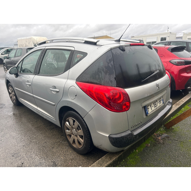 PEUGEOT 207 PHASE 1 BREAK 1.6 HDI - 16V TURBO Photo n°6