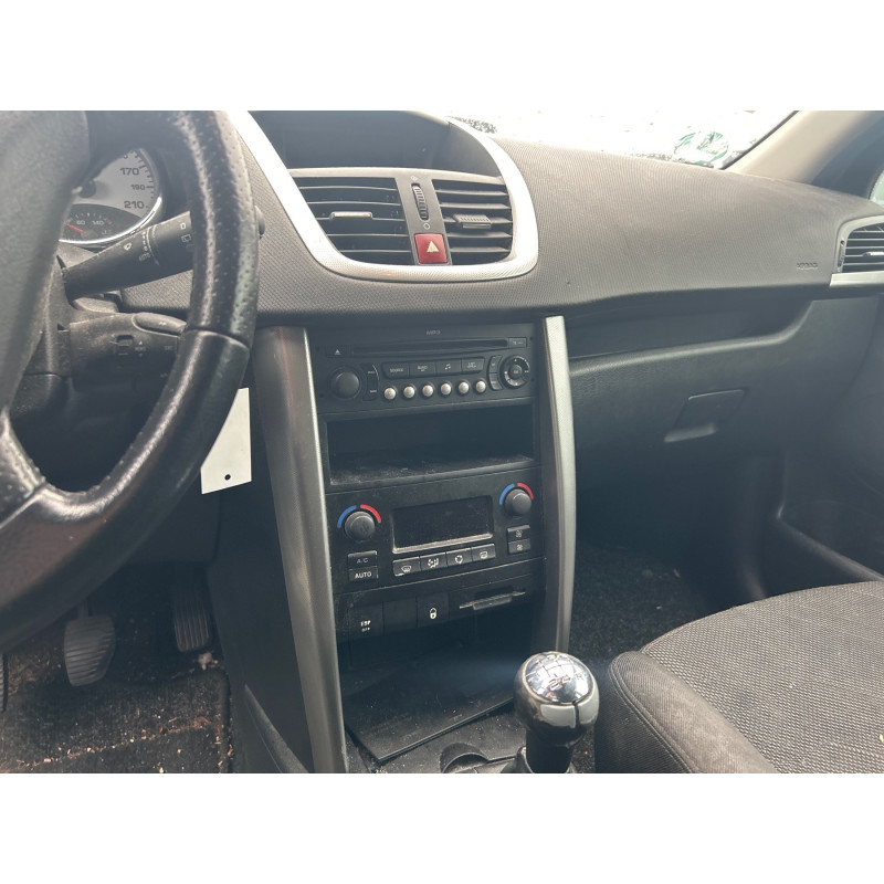 PEUGEOT 207 PHASE 1 BREAK 1.6 HDI - 16V TURBO Photo n°8