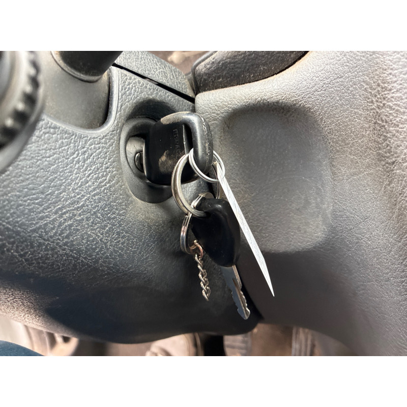 RENAULT CLIO 2 PHASE 1 1.2i - 8V Photo n°1