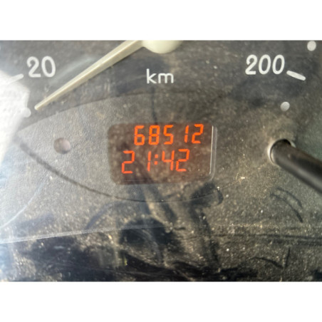 RENAULT CLIO 2 PHASE 1 1.2i - 8V