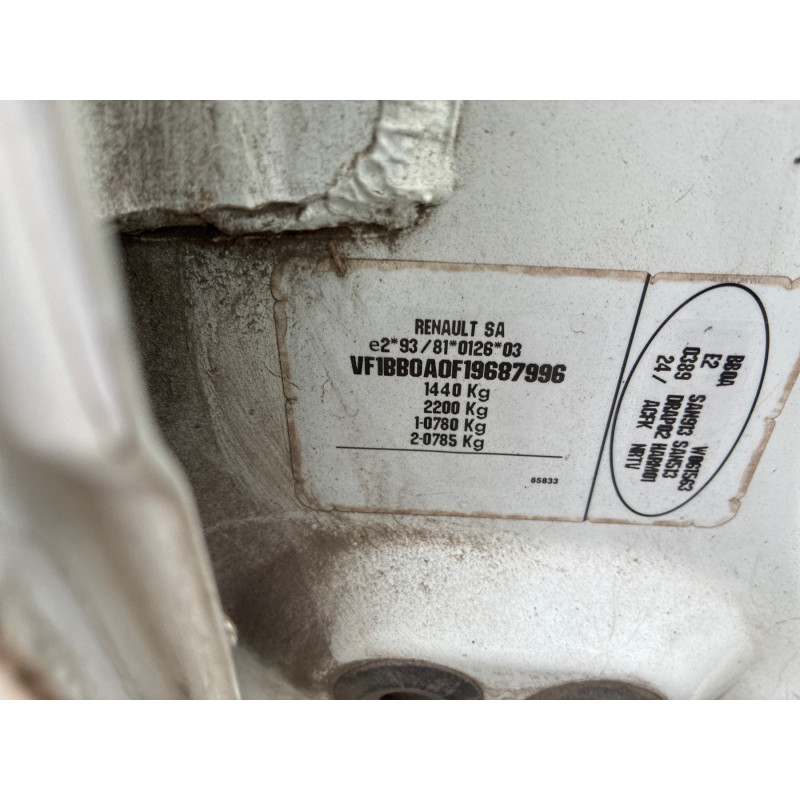 RENAULT CLIO 2 PHASE 1 1.2i - 8V Photo n°5