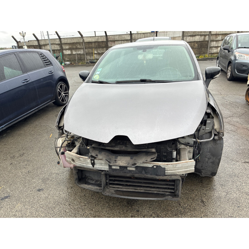 RENAULT CLIO 4 PHASE 1 1.5 DCI - 8V TURBO Photo n°2