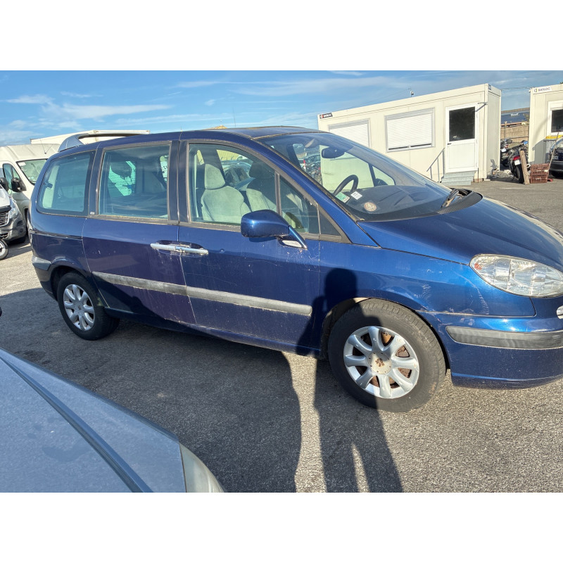 PEUGEOT 807 2.2 HDI - 16V TURBO Photo n°5