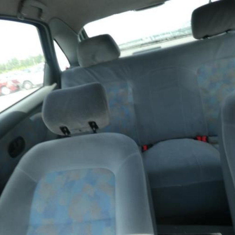 Serrure avant droit RENAULT LAGUNA 1 Photo n°13
