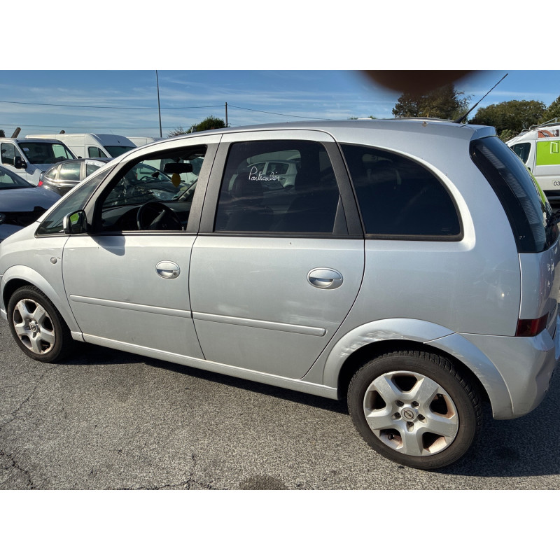 OPEL MERIVA A PHASE 2 1.6i - 16V Photo n°6
