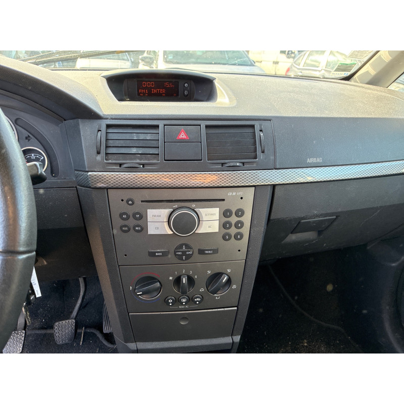 OPEL MERIVA A PHASE 2 1.6i - 16V Photo n°9