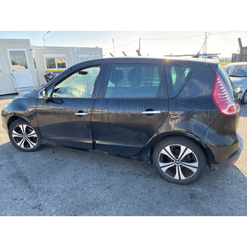 RENAULT SCENIC 3 PHASE 1 1.5 DCI - 8V TURBO Photo n°3