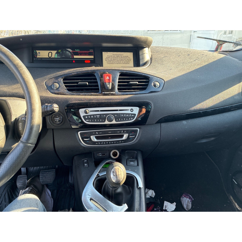 RENAULT SCENIC 3 PHASE 1 1.5 DCI - 8V TURBO Photo n°8