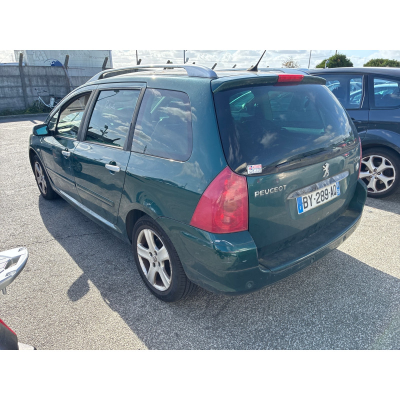 PEUGEOT 307 PHASE 1 BREAK 2.0 HDI - 16V TURBO Photo n°3