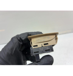 Interrupteur de leve vitre arriere droit BMW X3 E83