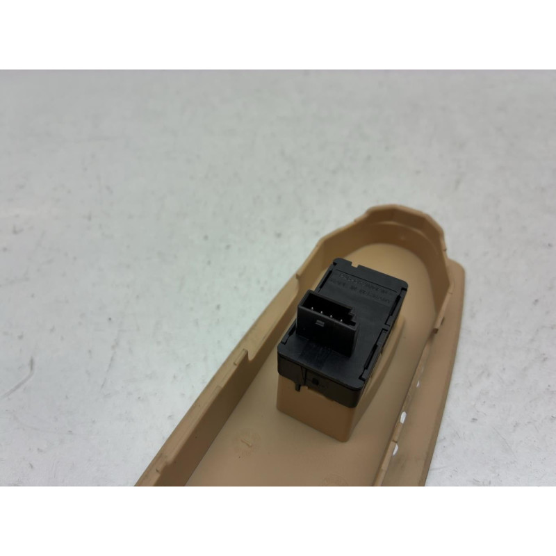 Interrupteur de leve vitre avant droit BMW X3 E83 Photo n°4