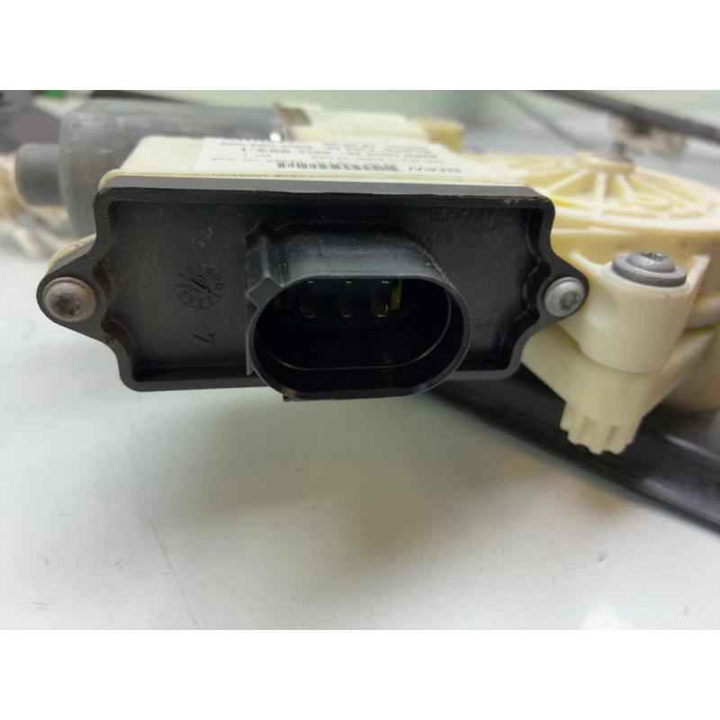 Leve vitre electrique avant gauche BMW X3 E83 Photo n°4