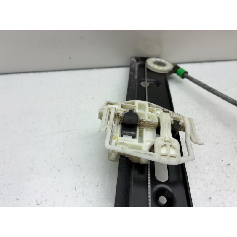 Leve vitre electrique avant gauche BMW X3 E83 Photo n°8