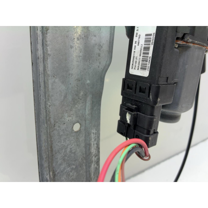 Leve vitre electrique avant droit RENAULT CLIO 3 Photo n°5
