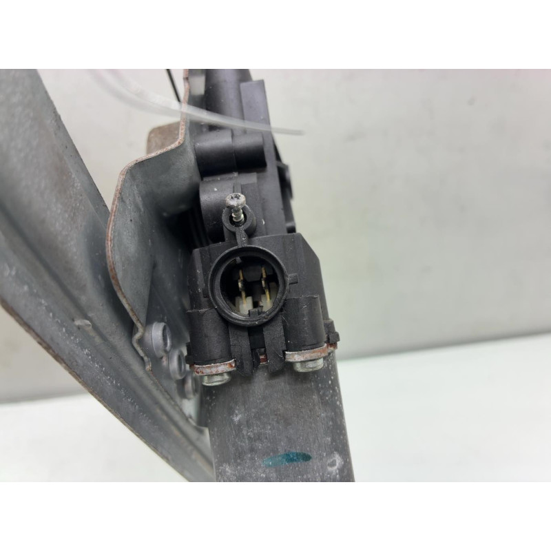 Leve vitre electrique arriere gauche RENAULT SCENIC 2 Photo n°4