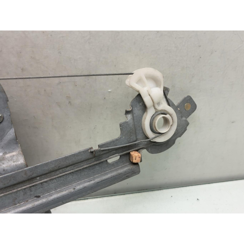 Leve vitre electrique arriere droit RENAULT SCENIC 2 Photo n°3