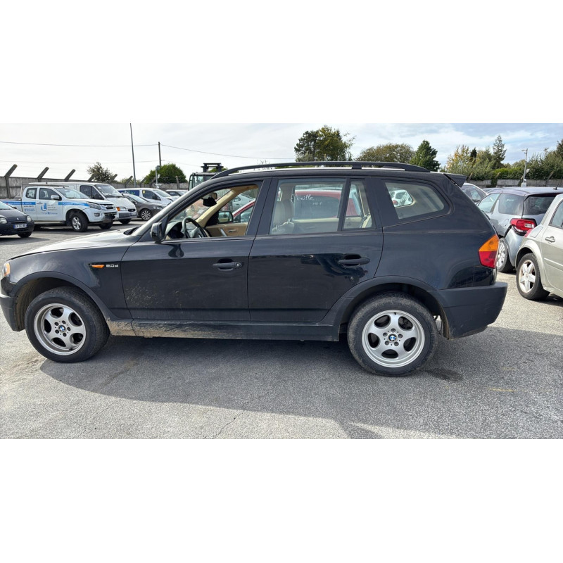Vitre arriere droit BMW X3 E83 Photo n°16