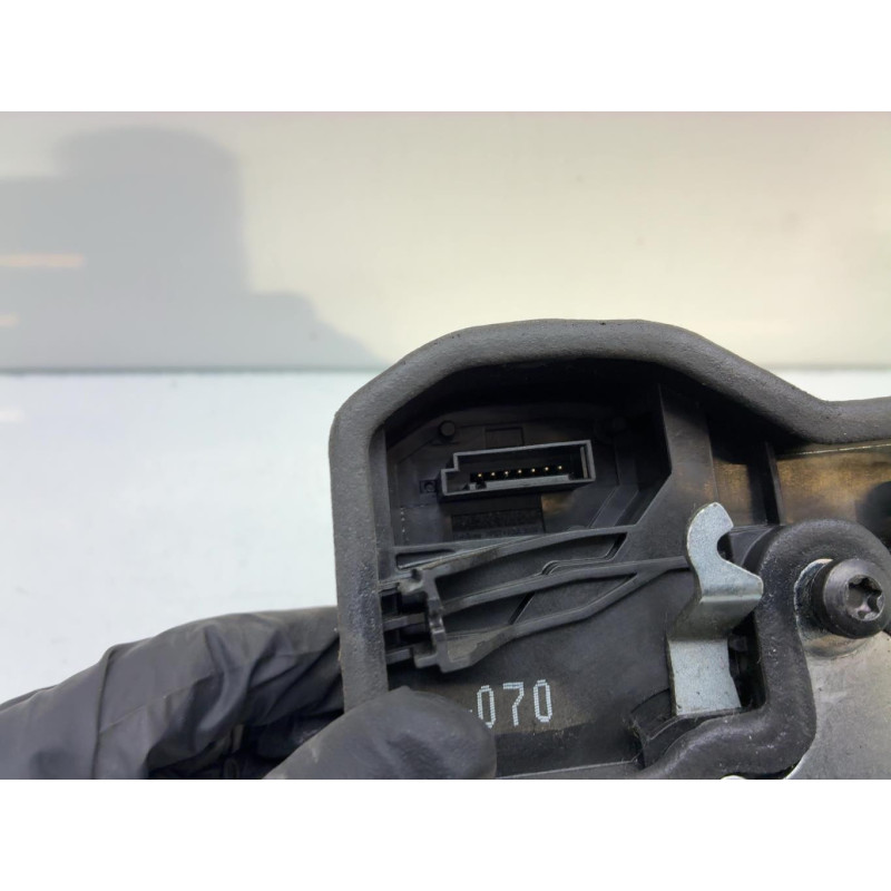 Serrure arriere droit BMW X3 E83 Photo n°3