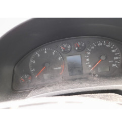 Poignee porte avant droit AUDI A6 2