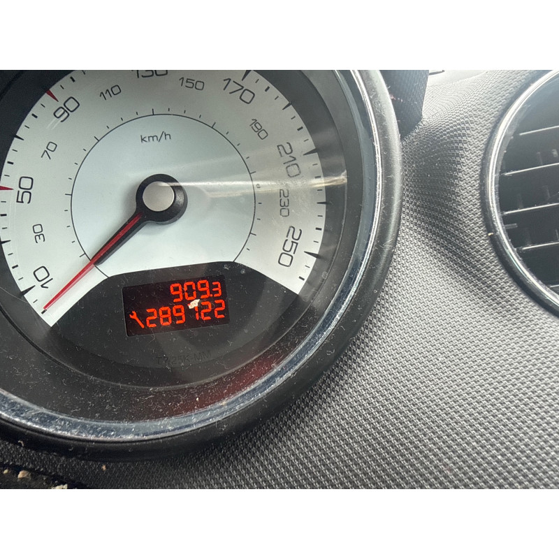 Pivot de moyeu avant droit PEUGEOT 308 1 SW Photo n°20