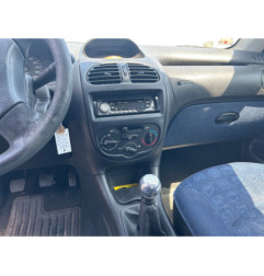 Vitre avant gauche PEUGEOT 206