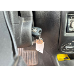 Pretensionneur de ceinture avant gauche PEUGEOT 206
