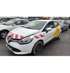 Attache ceinture arriere droit RENAULT CLIO 4