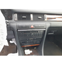 Vitre avant gauche AUDI A6 2