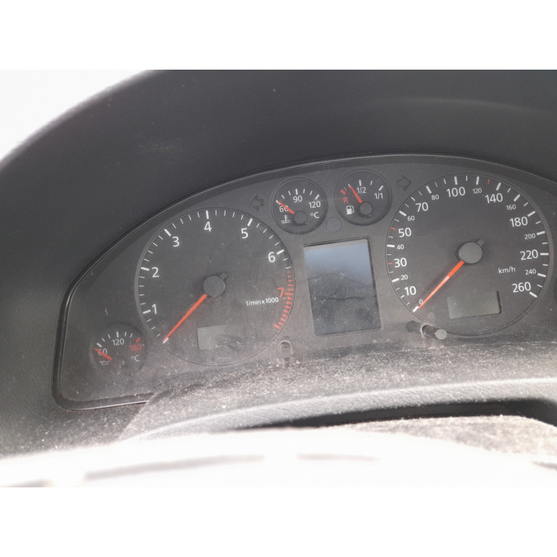 Vitre avant gauche AUDI A6 2 Photo n°14