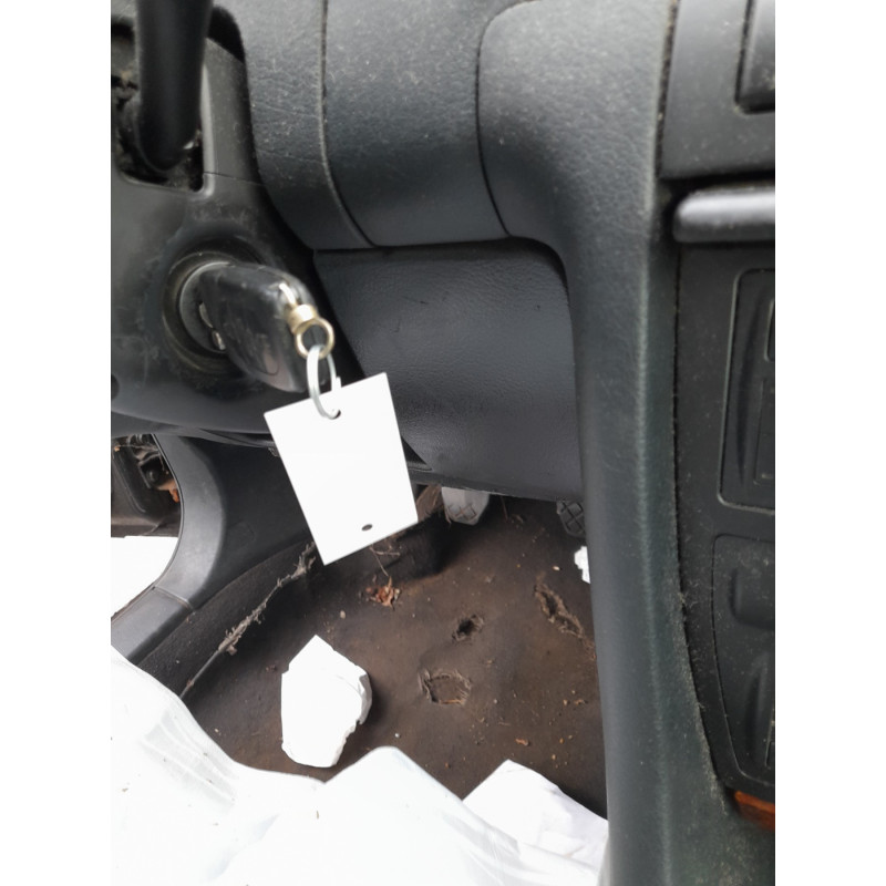 Vitre avant gauche AUDI A6 2 Photo n°15