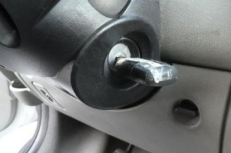 Etrier avant gauche (freinage) RENAULT MASTER 2