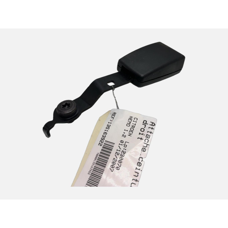 Attache ceinture avant droit CITROEN NEMO Photo n°4