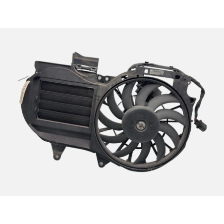 Moto ventilateur radiateur AUDI A4 2 Photo n°1